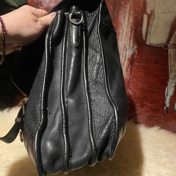 Roots 3 section leather briefcase - Picture 9 of 16